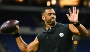 "Russell Wilson leads the Pittsburgh Steelers to a dominant 37-15 victory over the New York Jets in his debut, setting franchise records for passing yards and points scored."