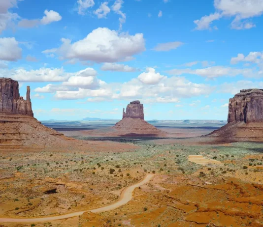Hidden Gems in Southern Arizona: 12 Places Most Visitors Never Find Hidden gems Southern Arizona featuring scenic desert landscapes and charming off-the-beaten-path destinations