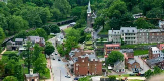 Best small towns in Virginia featuring Staunton, Lexington, Luray, Orange, and Chincoteague